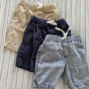 Bundle of three pairs Carter's boys 4t shorts